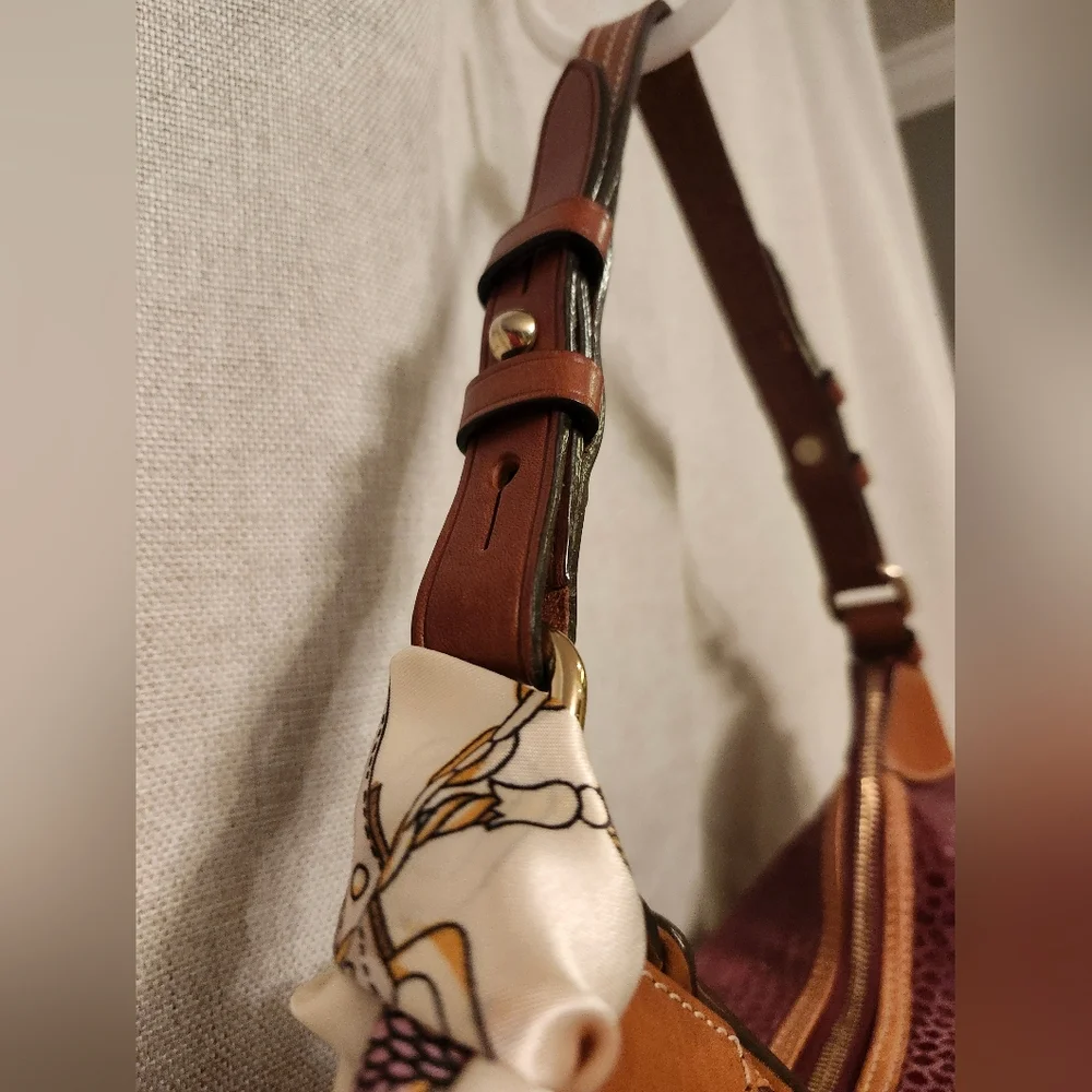 Dooney And Bourke Bordeaux, Snakeskin Embossed Leather Hobo Bag-  GUC 14×13 - Picture 8 of 16